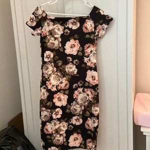Womens floral cocktail dress never worn